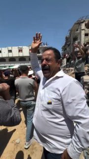 فلسطيني يندّد بنتنياهو خلال تشييع 112 من أهله بغزة