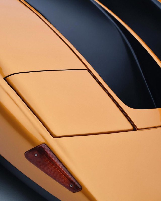 C 111 был не просто суперкаром. Это была высокоскоростная лаборатория. 3
