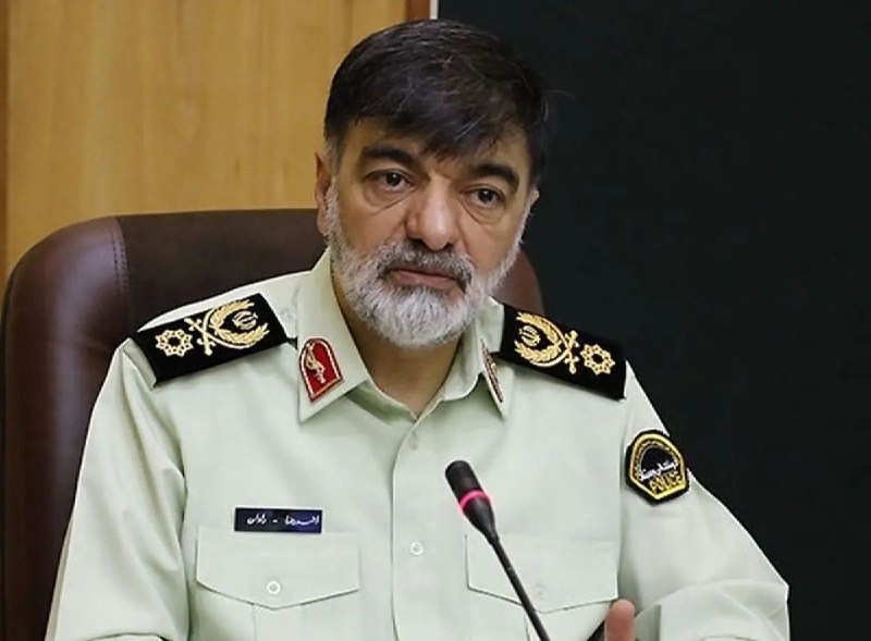 شمانیوز: 🔺کشف هزاران تن موادمخدر و سوخت قاچاق در فعالیت ۴۸ ساعته پلیسفرمانده کل انتطامی کشور: 🔹پلیس توانست ۱۷ تُن و ۷۰۰ کیلوگرم ا