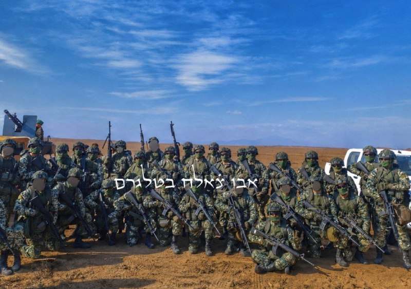 אלה הם לוחמי היחידות המיוחדות של דוויזיה 65 שביצעה פעולות מעבר לקווי האויב בחודש האחרון, מה שהביא לפגיעות מ…
