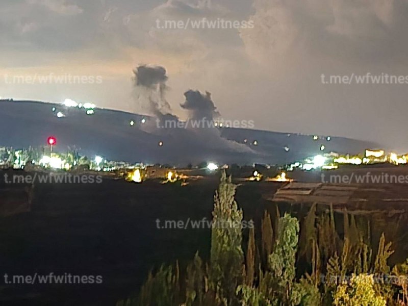 ️🇱🇧🇮🇱 Two Israeli airstrikes attacked the town of El Mansouri, southern Lebanon.