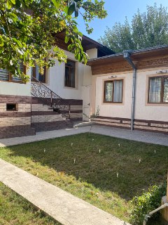 5,5 сотка уй сотилади нахтга/вариантга! Продаётся дом 5,5 соток