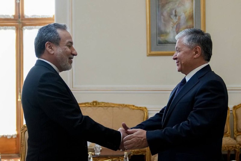 🇮🇷پایگاه اطلاعرسانی دولت ـ پاد: 📸دیدار معاون وزیر امور خارجه ازبکستان با وزیر امور خارجه کشورمان🔹بهرامجان اعلایف، معاون اول وزیر امور خارجه ازبکستان عصر