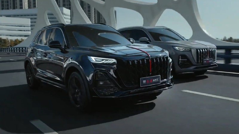 Hongqi HS5 получил «черную» версию и пересмотренные комплектации