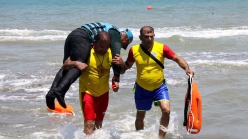 המושל: 19 בני אדם ניצלו מטביעה בחופי בבולסר