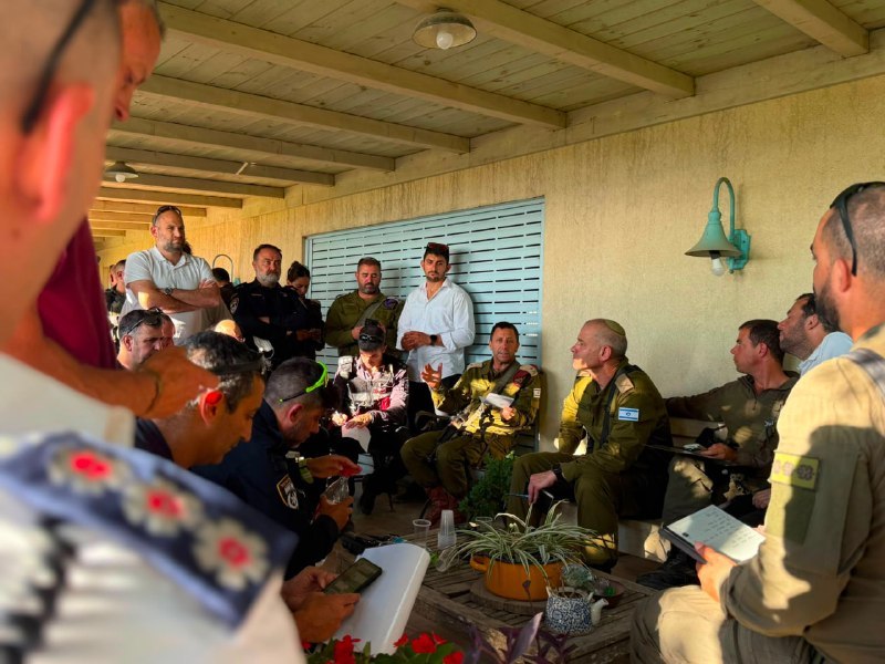 ענבר טויזר