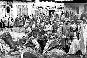 اسکان نیوز: 🔻 مفهوم "بچه محل" چگونه در تهران شکل گرفت؟ در دوران قاجار، در حالی که حدود ۲۰ درصد جمعیت ایران در شهرها زندگی میکردند ا