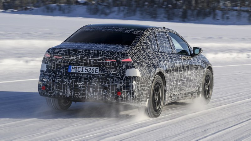 BMW i3 нового поколения дебютирует 18 марта 2026 3