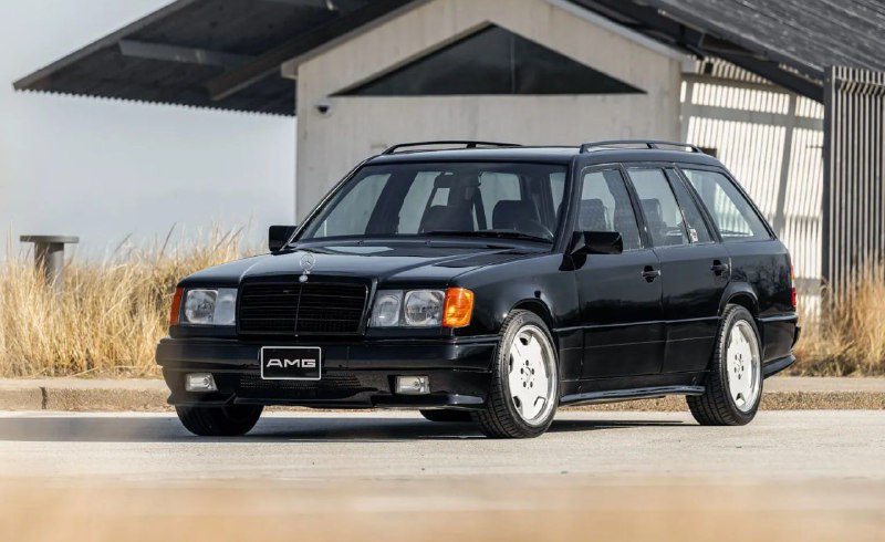 За Mercedes W124 1988 года хотят получить 400 000 долларов