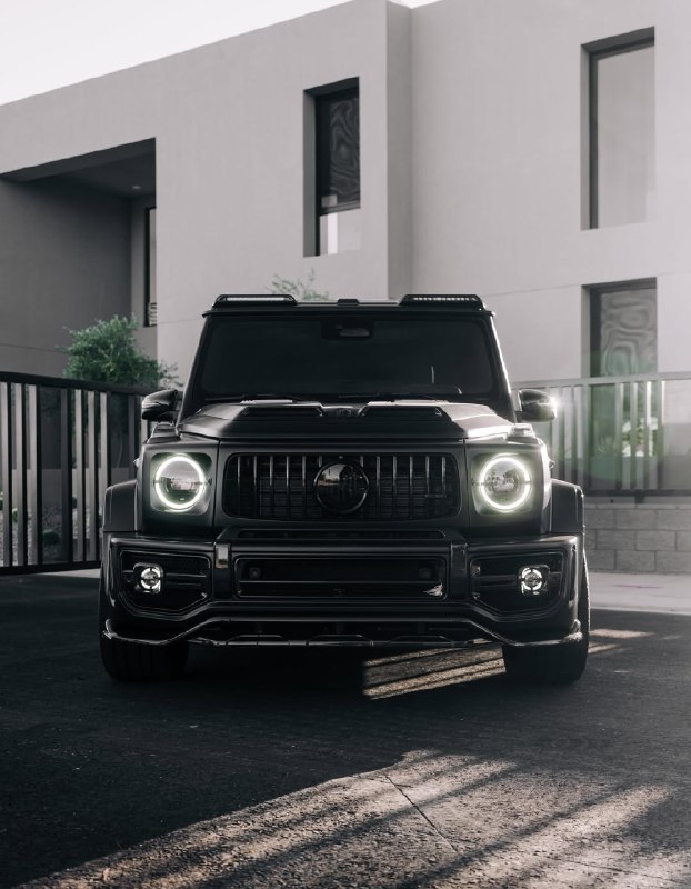 Mercedes Benz AMG G class 3