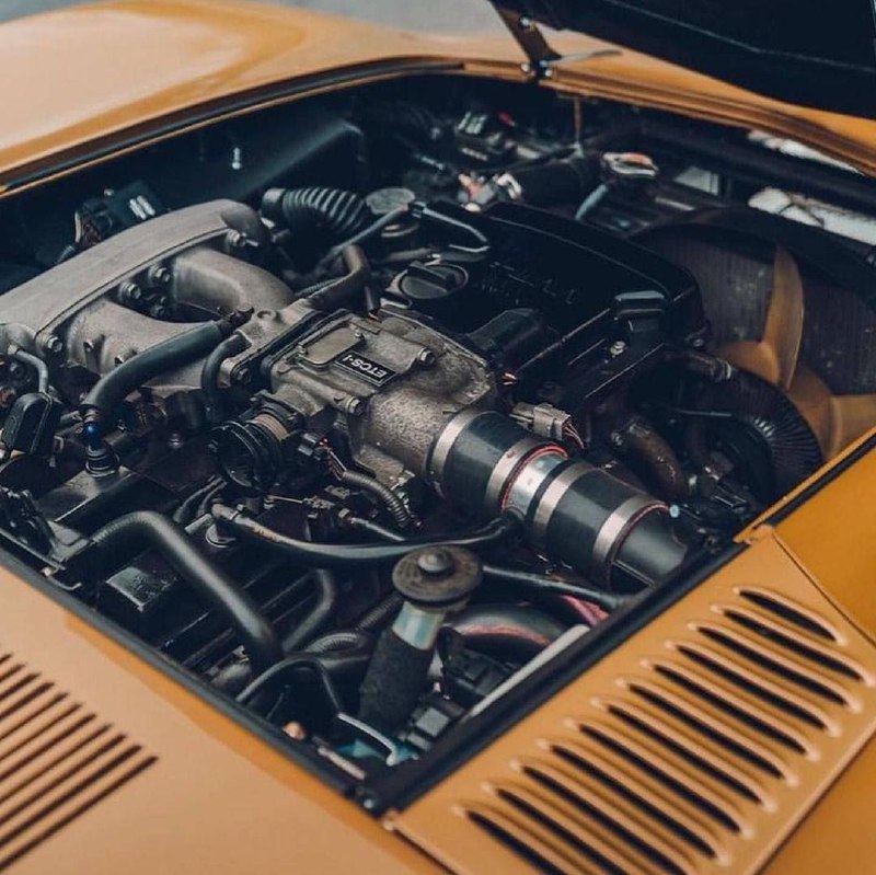 Toyota 2000GT 5