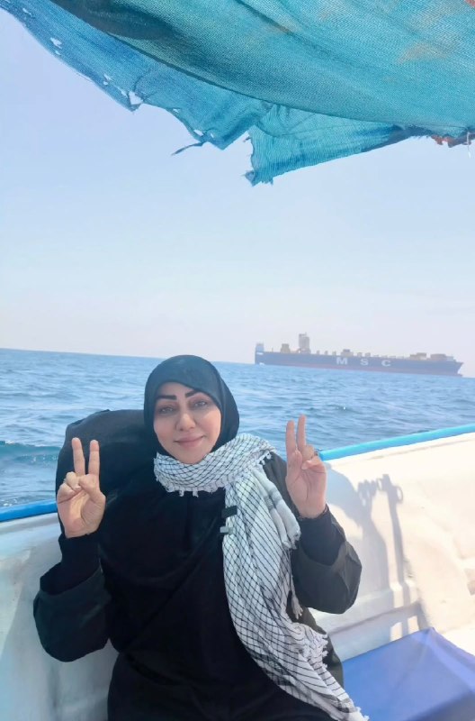 صابرين نيوز - Sabereen news: 🔴سيدة محترمة ومحتشمة وعلوية تنشر بين فترة واخرى أراء شخصية حول الحرب الدائرة بين الحق والباطل ولانها شيعية تنطلق من دفاع