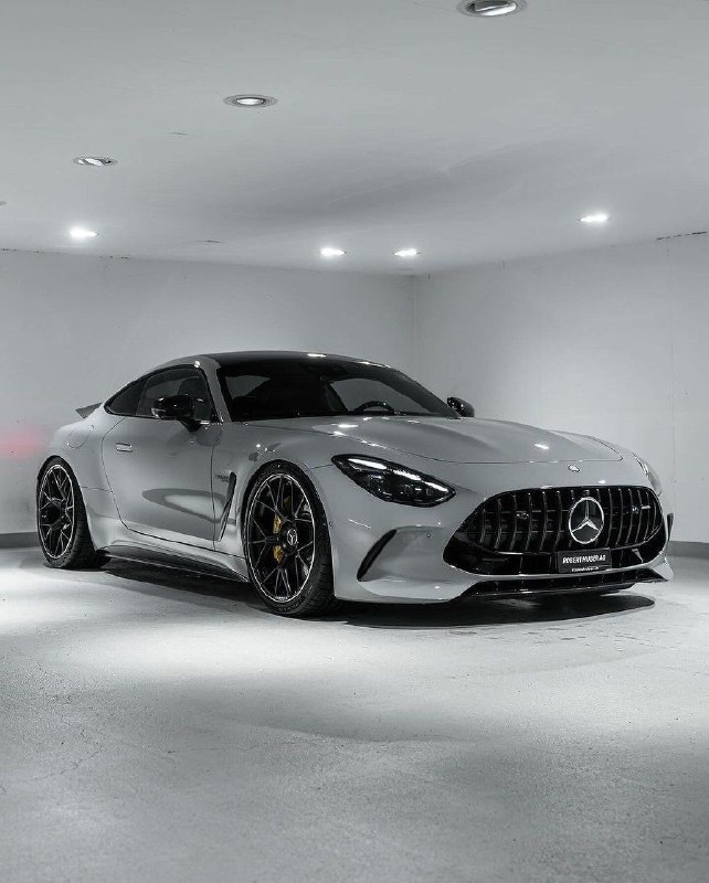 Новый Mercedes AMG GT 63 Coupe