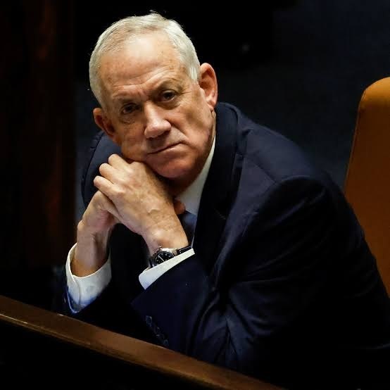 Former Israeli Defense Minister and Netanyahu opponent, Gantz withdraws from the elections.