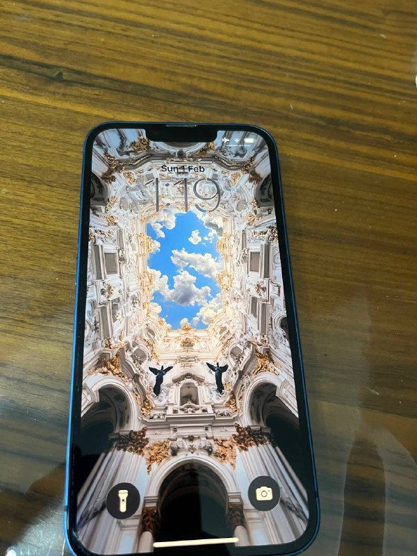 Iphone 13 with box — фото 1