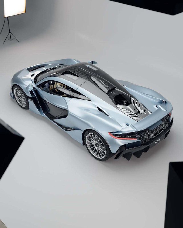 McLaren W1 6