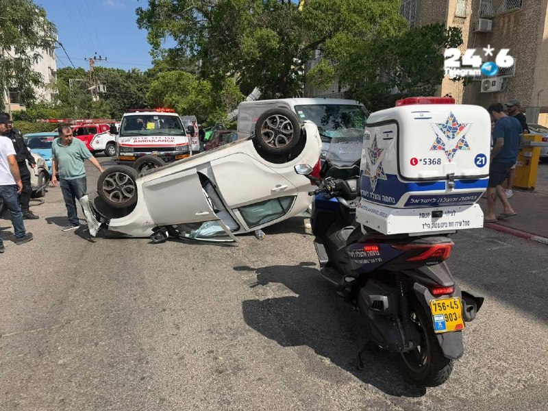 נהגת נפצעה בינוני בהתהפכות רכב בגבעתיים