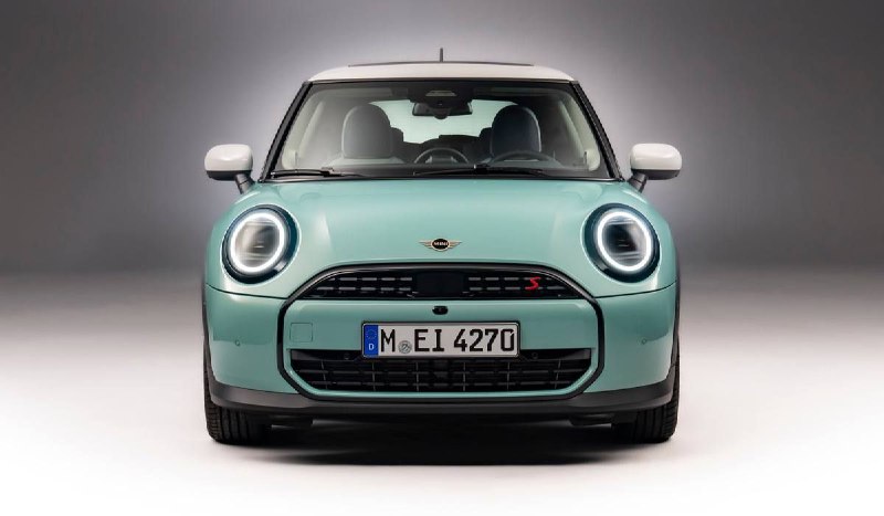 Ни дня без премьер 😎Mini из семейства BMW презентует Mini Cooper нового поколен