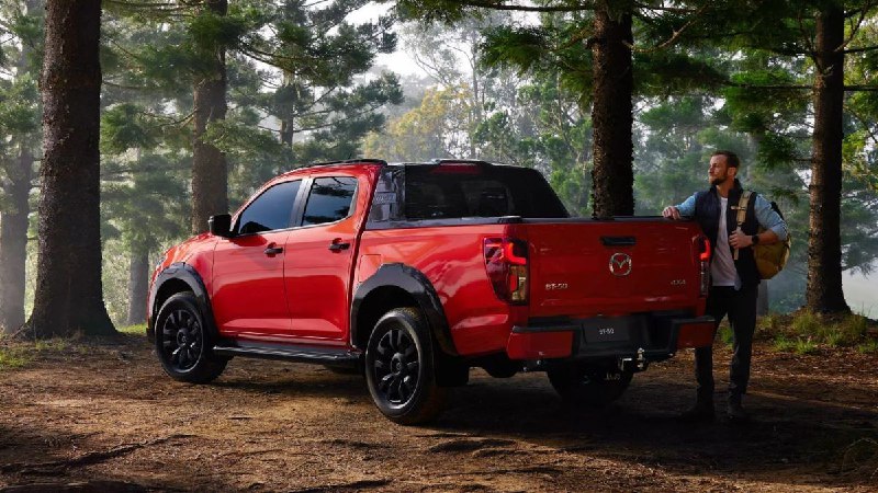 Компания Mazda обновила рамный пикап BT-50 2