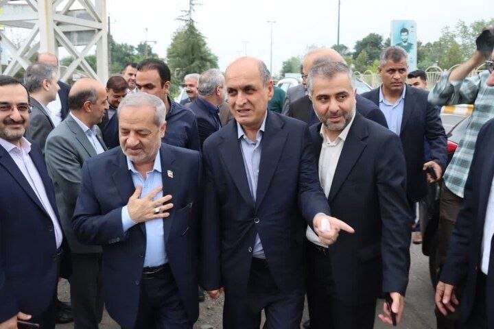 منجیل خبر (منجیل نیوز): 🔵وزیر آموزش و پرورش وارد گیلان شد🔹علیرضا کاظمی وزیر آموزش و پرورش برای انجام سفری یک‌روزه وارد استان گیلان شد و در بدو و