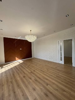 Продажа дома в Юнусабадском районе 2.5 соток 6 комнат 250м2