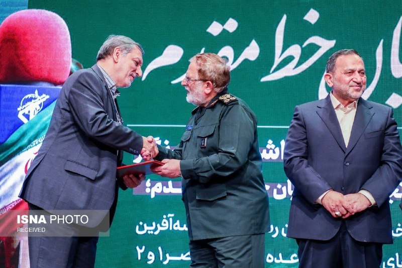 سردشت روداو: 🖼آیین گرامیداشت روز خبرنگار و مراسم تجلیل از راویان خط مقدم رسانه#گزارش_تصویری🌐 پایگاه خبری سردشت رووداو🌐 www.sardashtru