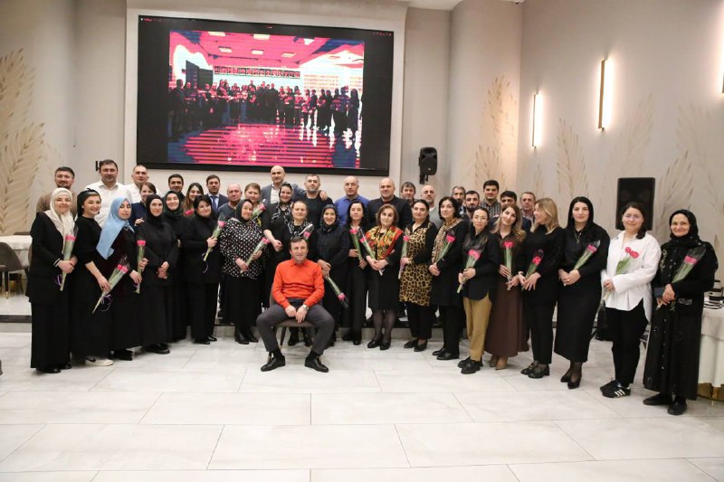 Сажид Сажидов провел ифтар для коллектива министерства по физической культуре и спорту РД. фото