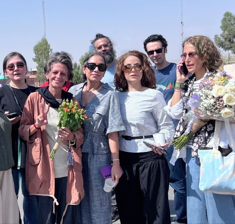 شورای بازنشستگان ایران: سپیده ابطحی آزاد شدبیش از یک ماه گذشت و امروز، بالاخره، سپیده را از پشت آن درها بیرون آوردیم.بعضی لحظهها فقط یک عکس نیس