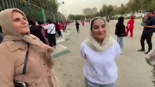 אני חובב כדורגל! אני אפילו לא מכיר את טרמי, פשוט באתי לאצטדיון לחוות את ההתרגשות!