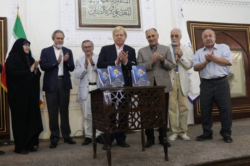 خبرگزاری ایرنا: در آئین بزرگداشت زنده یاد علی حاتمی عنوان شد؛🔸رئیس اسبق بنیاد سینمایی فارابی: «علی حاتمی» در سینما شعر می‌سرود🔹سیدمحمد ب