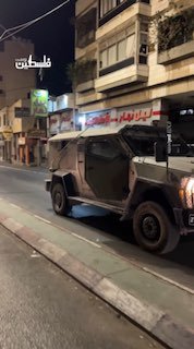 סצנות של כוחות הכיבוש מסתערים על אזור מזרח העיר שכם, תוך מצור מוחלט על האזור ומפריעים לעבודתם של עיתונאים…