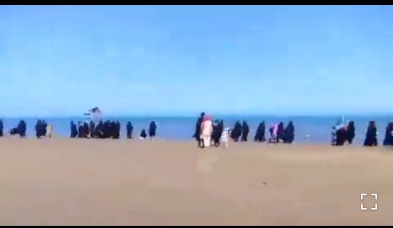 خاص: عرزشیا جمع شدن تو ساحل میانکاله مازندران...بخاطر کم شدن سهم ایران از دریای خزر؟؟؟؟؟نه بخاطر حجاب🤷‍♂️Babak@khasss