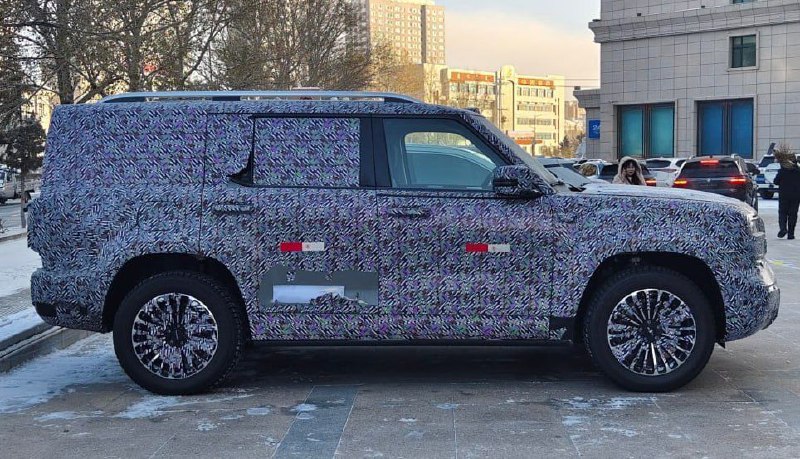 Новый флагман Tank засветился на тестах в Китае