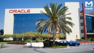 Иран атаковал американский дата-центр Oracle в Дубае.Внутри — данные клиентов со всего региона. Там сидят госструктуры ОАЭ, нефтянка, банки, ритейл и стартапы. Сам дата-центр — это серверы, где хранят и обрабатывают большие массивы данных.Это не первый уда
