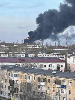 ⚡️ Дроны атаковали Самарскую область: в Новокуйбышевске эвакуировали персонал нескольких заводов и роддом. Пострадавших нетПерсонал промпредприятий Новокуйбышевска, атакованных в ночь на субботу и днем 18 апреля украинскими беспилотниками, эвакуировали, ра