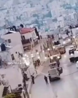 חלק מכוחות הכיבוש מסתערים על רחוב קשיקה בעיר שכם, ופשטו על בית.