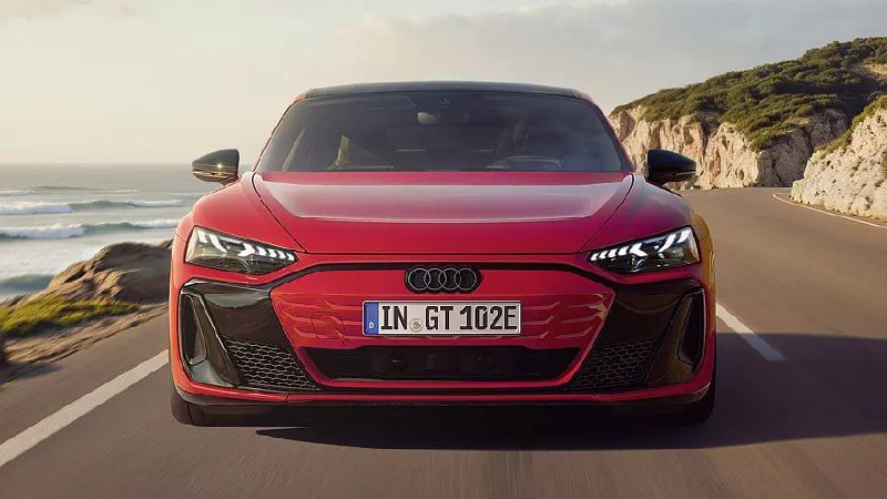 Audi выпустила самую доступную модификацию e-tron GT 2