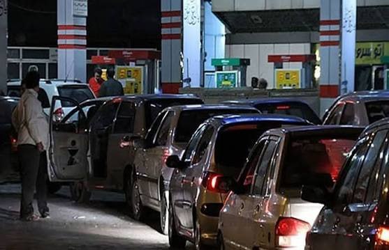 خبرگزاری خبرآنلاین: ✍️حواس‌تان هست؟ تهران دیگر ۳ انبار نفت ندارد▫️در روزهای گذشته شاهد صف‌های طولانی بنزین در تهران و تعطیلی زودهنگام برخی ج