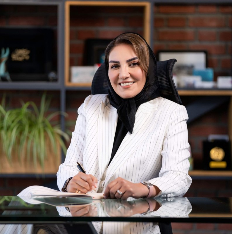 اخبار دارو و سلامت: فیلم/یک خبر دارویی بسیار خوب در میانه جنگ 🔹فانا: رئیس سازمان غذا و دارو در نشستی خبری با اشاره به موفقیت اخیر شرکت سیناژ