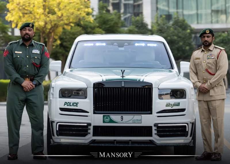 Полиция Дубая получила Rolls-Royce Cullinan и Mercedes-AMG G63 от Mansory 2