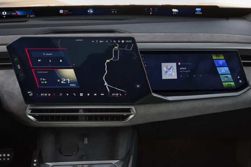 В BMW наконец-то поняли, что «экран для пассажира» — это не роскошь, а новая рел