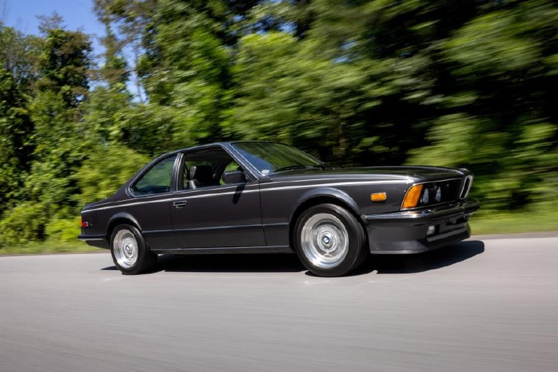 🏎️ M‑мотоциклы в руле? Нет, а в руле 1984‑го M635CSi!Наши M‑экспертки сегодня р