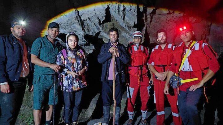 صدای خراسان: 🔸۲ گردشگر مفقودشده در دره شمخال قوچان پیدا شدندمحمد رضایی، رئیس جمعیت هلالاحمر قوچان:🔹در ساعت ۲۱:۴۵ روز گذشته ۳۰ مردادم