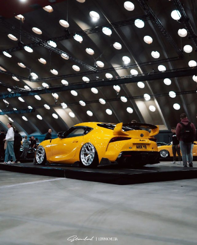 Toyota Supra (MK5) 5