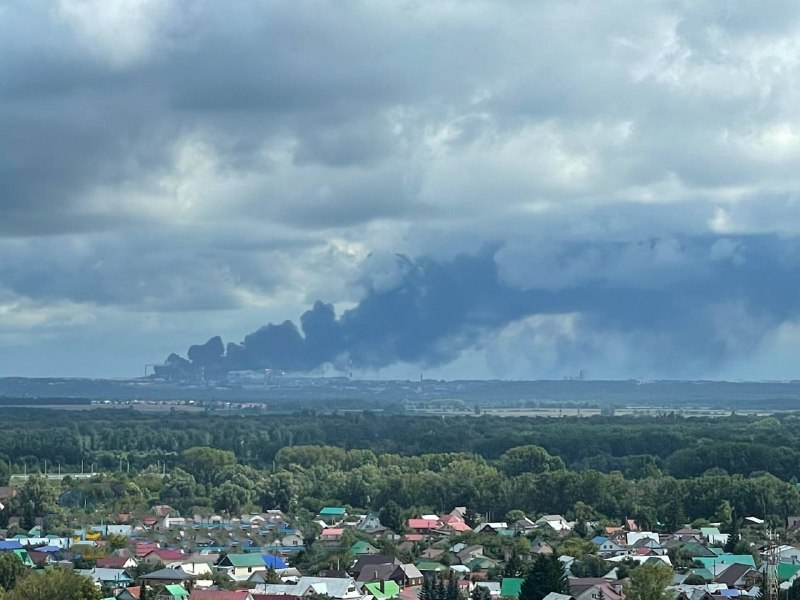 Ukraine's HUR said its Active Operations Department and the Defense Forces struck the Saratov refinery and Engels airfield overnight.