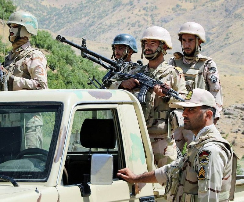 اروم نیوز: استرداد ۲۴ عابر غیرمجاز توسط مرزبانان هنگ مرزی ارومیه🔹سرهنگ سجاد باقرنژاد با اشاره به هوشیاری و اشراف اطلاعاتی مرزبانان 