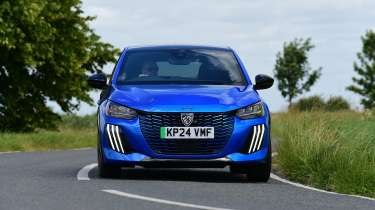 Peugeot 208 — один из самых стильных супермини на рынке. Но достаточно ли дизайна, чтобы мы простили 5