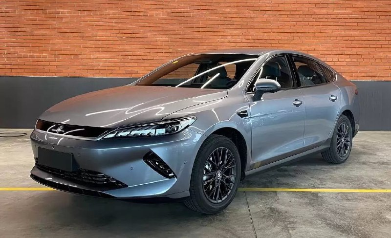 В 2025 году в Китае продали рекордные 12,9 млн электромобилей 3