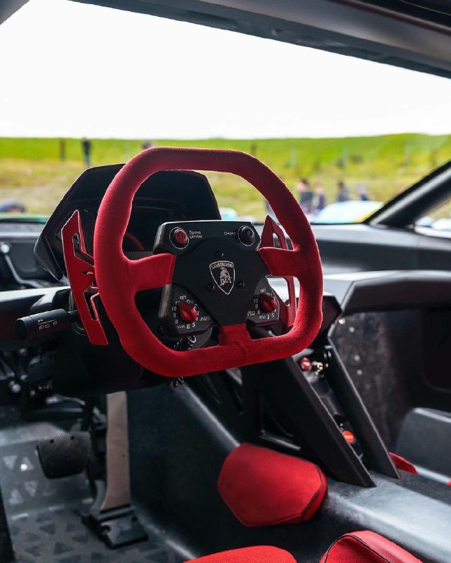 Lamborghini Sesto Elemento 5