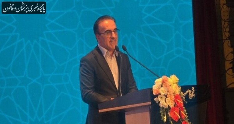 پایگاه خبری پزشکان و قانون (پالنا): 🔹 رئیسزاده، رئیس کل سازمان نظام پزشکی در مراسم روز پزشک:🔵 از رئیس جمهور میخواهم که ظرفیت پذیرش دانشجوی پزشکی به سال ۱۴